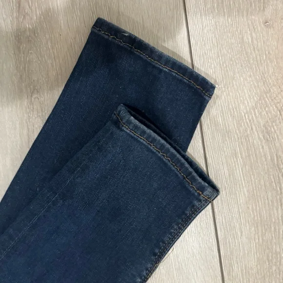 Hudson dark wash high rise  skinny jean ❤️ - Picture 5 of 7